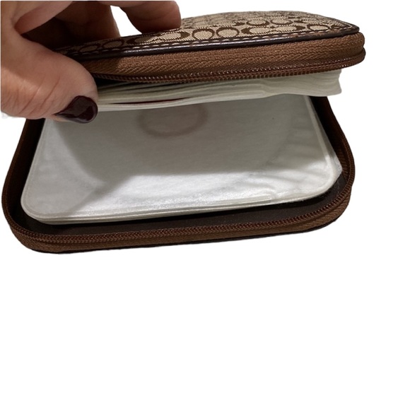 Classic Vintage Coach CD or DVD Case - Picture 2 of 4